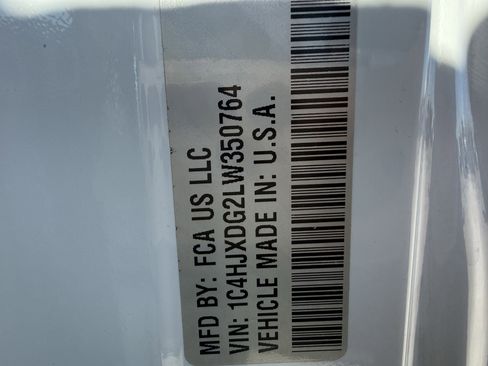 Used 2020 Jeep Wrangler Unlimited Sport S image 33