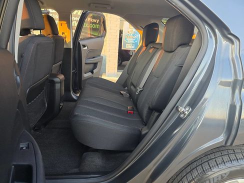 Used 2011 Chevrolet Equinox LT image 17