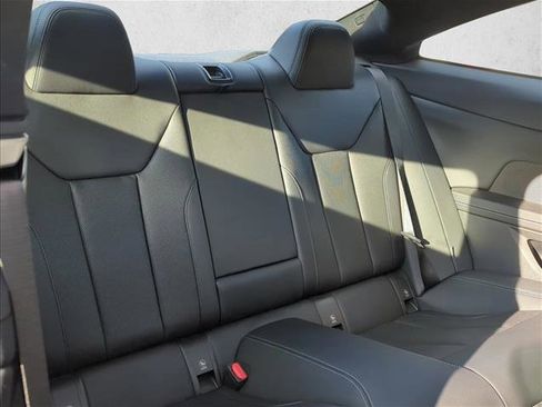 Used 2022 BMW M440i Coupe w/ Premium Package image 12
