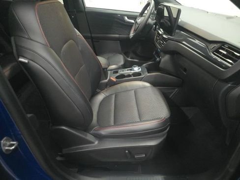 Used 2023 Ford Escape ST-Line Select w/ Tech Pack #2 image 3