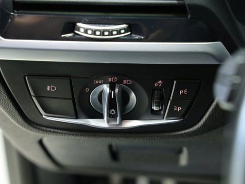 Used 2021 BMW X3 M40i w/ Executive Package image 31