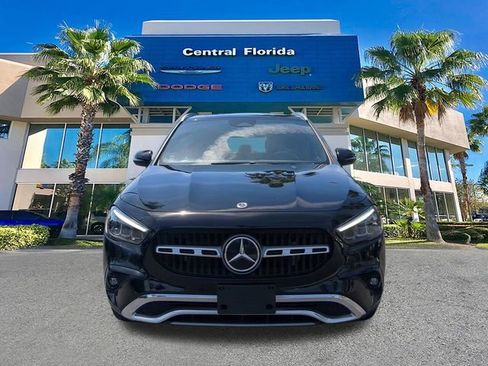 Used 2025 Mercedes-Benz GLA 250 image 3