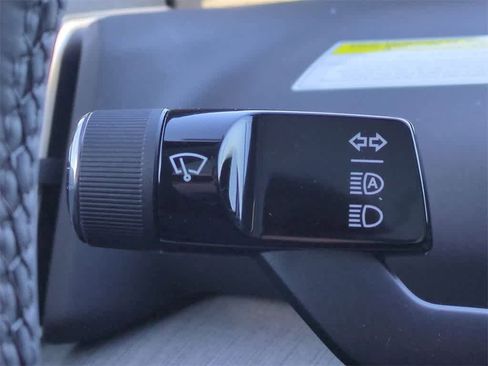 New 2025 Volvo EX30 Plus w/ Protection Package Premier image 26