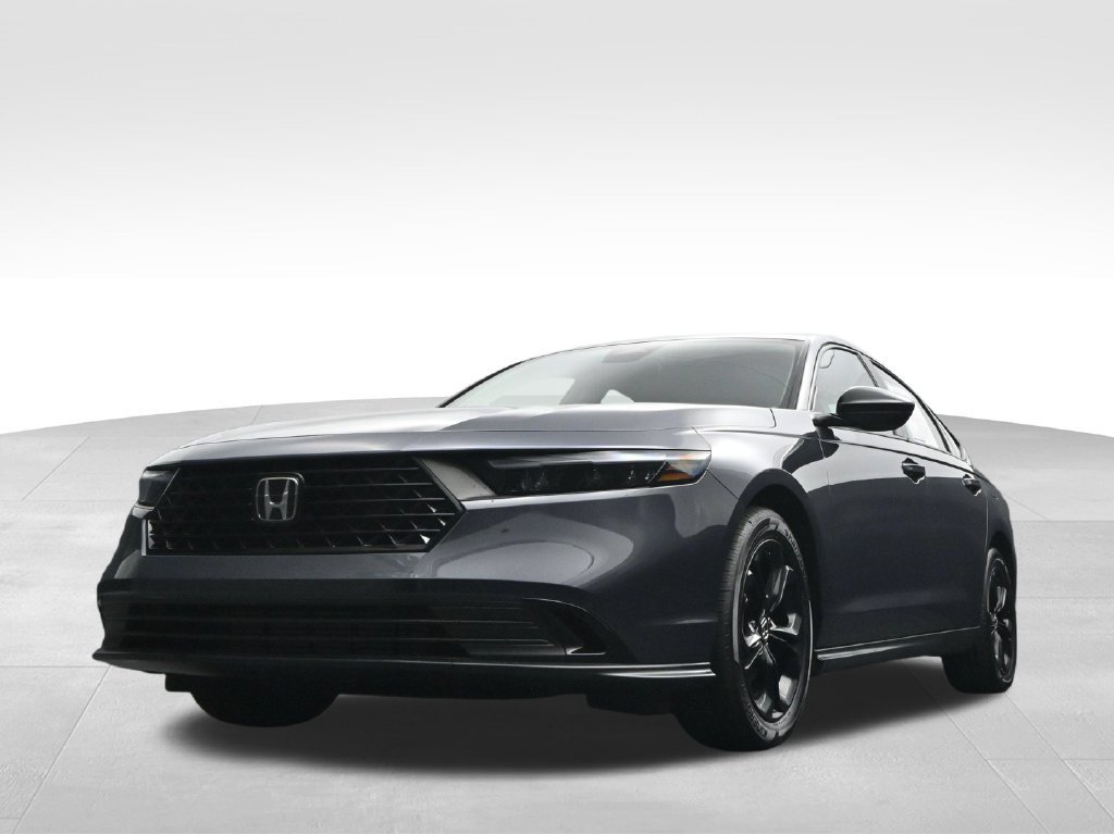 Used 2025 Honda Accord SE image 38