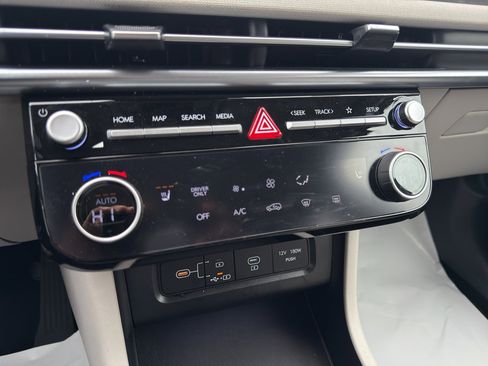 Used 2025 Hyundai Tucson SEL image 21