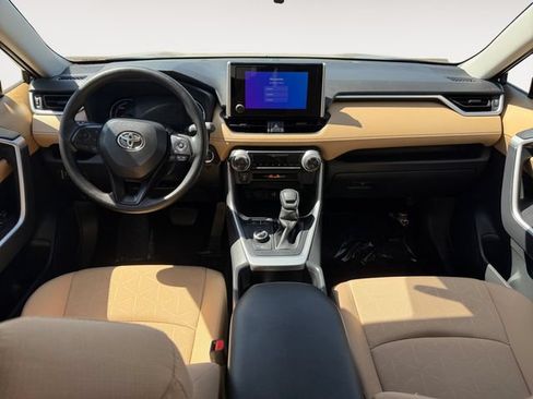 Certified 2025 Toyota RAV4 XLE AWD/4WD image 10