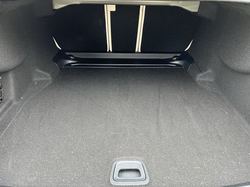 Used 2026 Mercedes-Benz E 450 4MATIC Sedan image 34