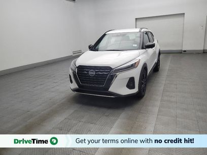 Used 2024 Nissan Kicks SR
