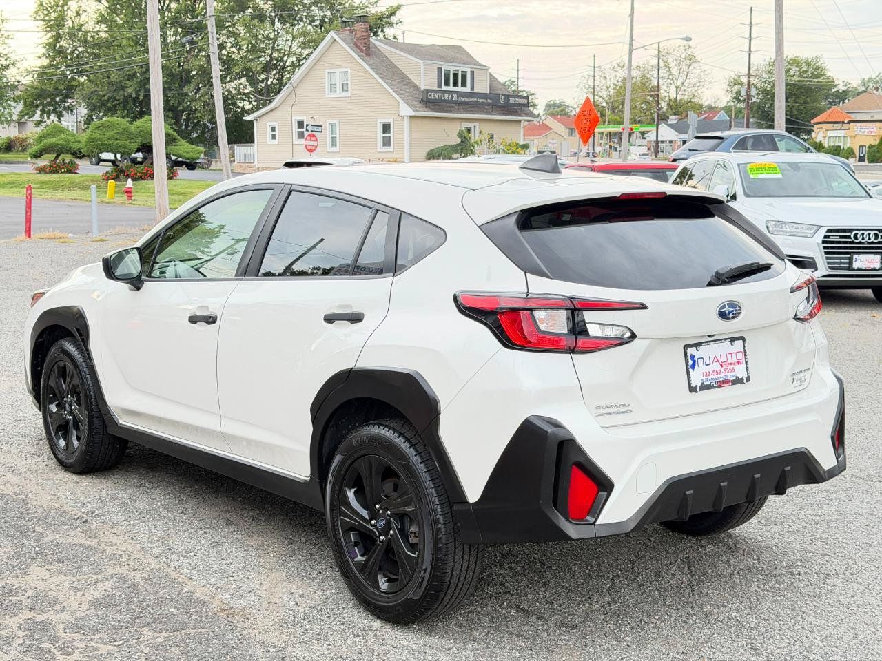 Used 2024 Subaru Crosstrek 2.0i AWD/4WD image 6