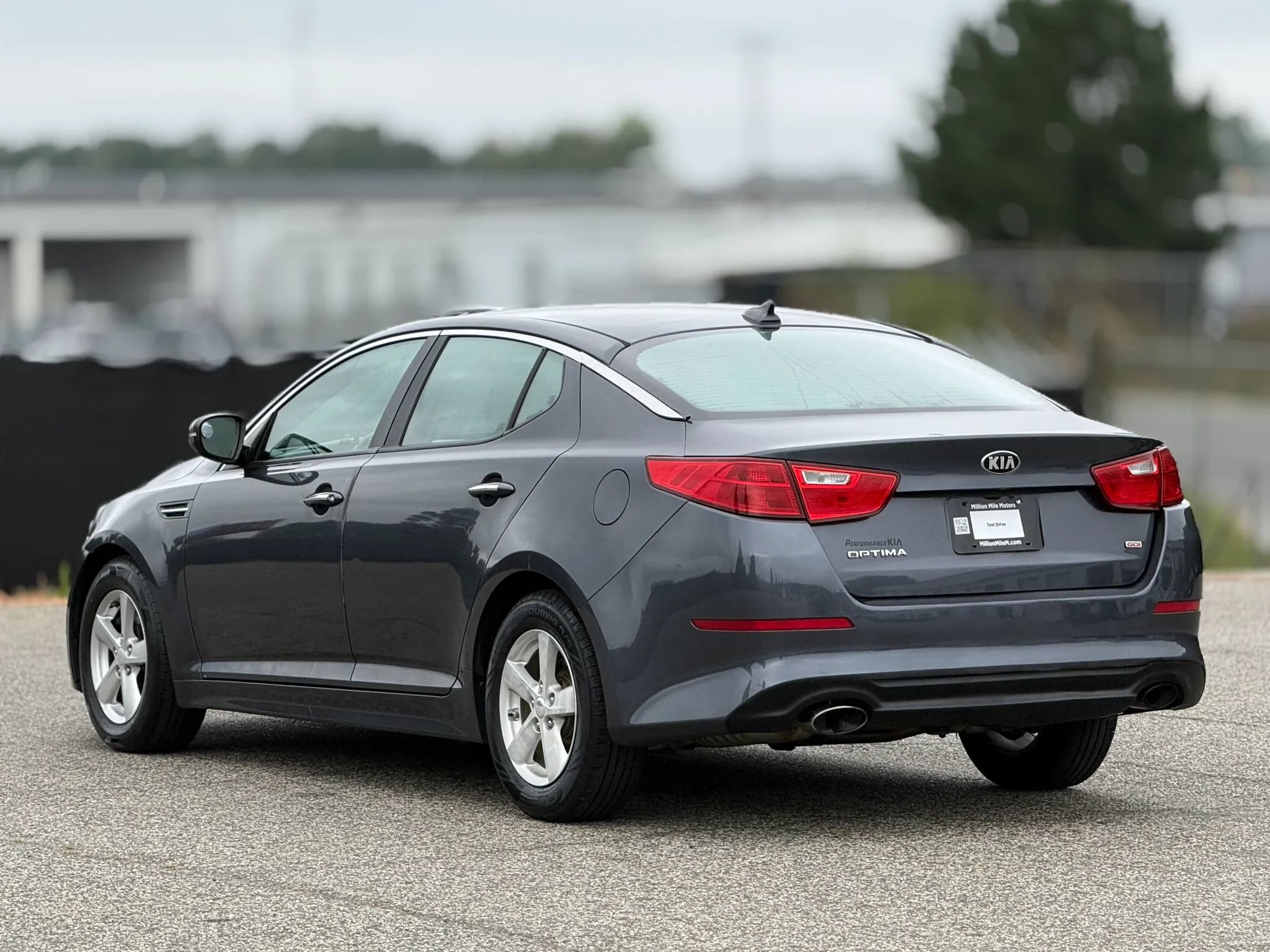 Used 2015 Kia Optima LX FWD image 10