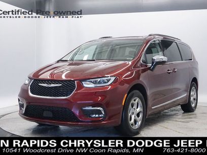 Used 2023 Chrysler Pacifica Limited