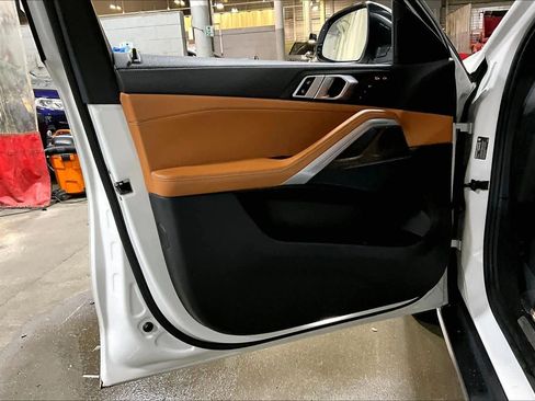 Used 2022 BMW X6 xDrive40i w/ Premium Package image 22