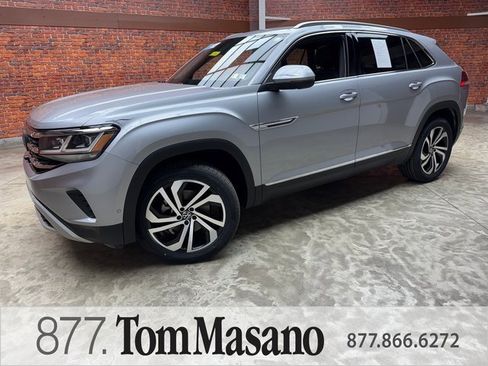 Used 2021 Volkswagen Atlas Cross Sport SEL Premium image 1