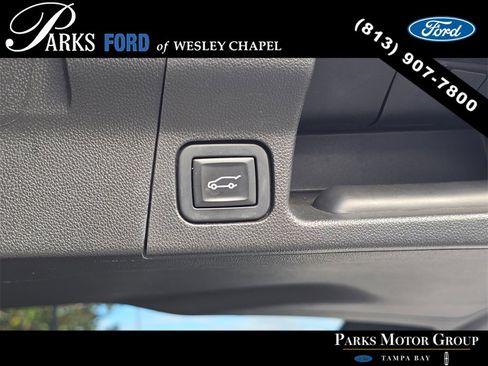 Used 2018 GMC Acadia SLT image 11