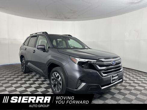 Used 2026 Subaru Forester Premium AWD/4WD image 1