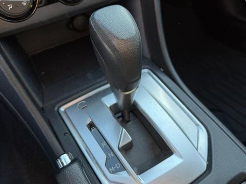 Used 2017 Subaru Impreza 2.0i Premium image 18