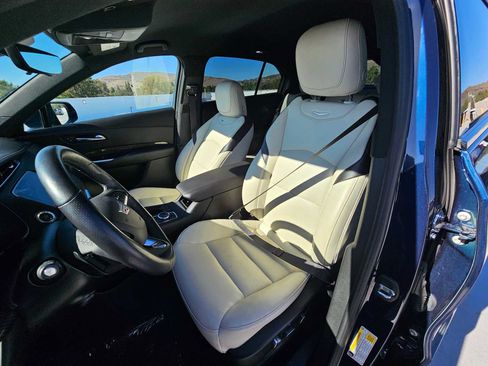 Used 2022 Cadillac XT4 Sport FWD image 21