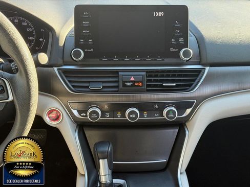 Used 2019 Honda Accord LX image 17