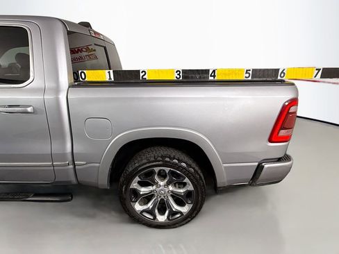 Used 2024 RAM 1500 Limited w/ Body Color Bumper Group image 33