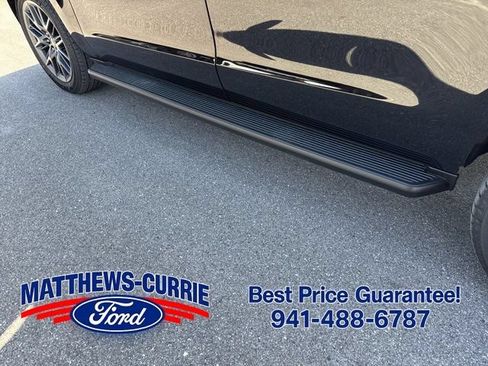 New 2026 Ford Expedition Max Platinum w/ Stealth Appearance Package AWD/4WD image 16