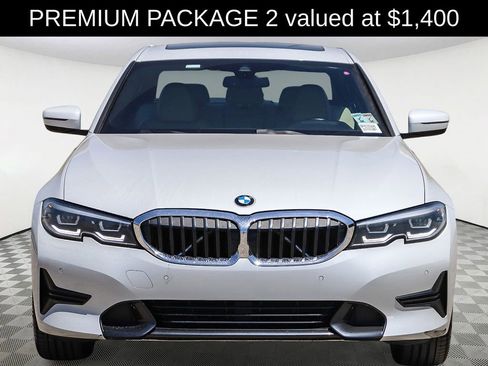 Used 2022 BMW 330i Sedan w/ Premium Package 2 RWD image 2