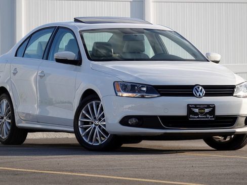 Used 2013 Volkswagen Jetta TDI FWD image 32
