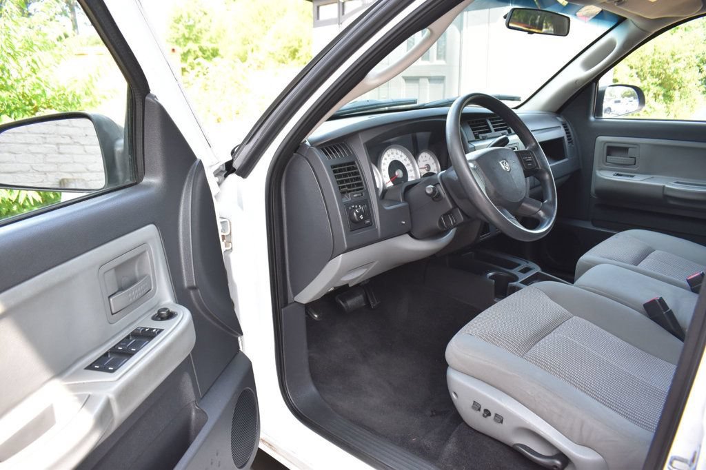 Used 2008 Dodge Dakota SLT RWD image 13