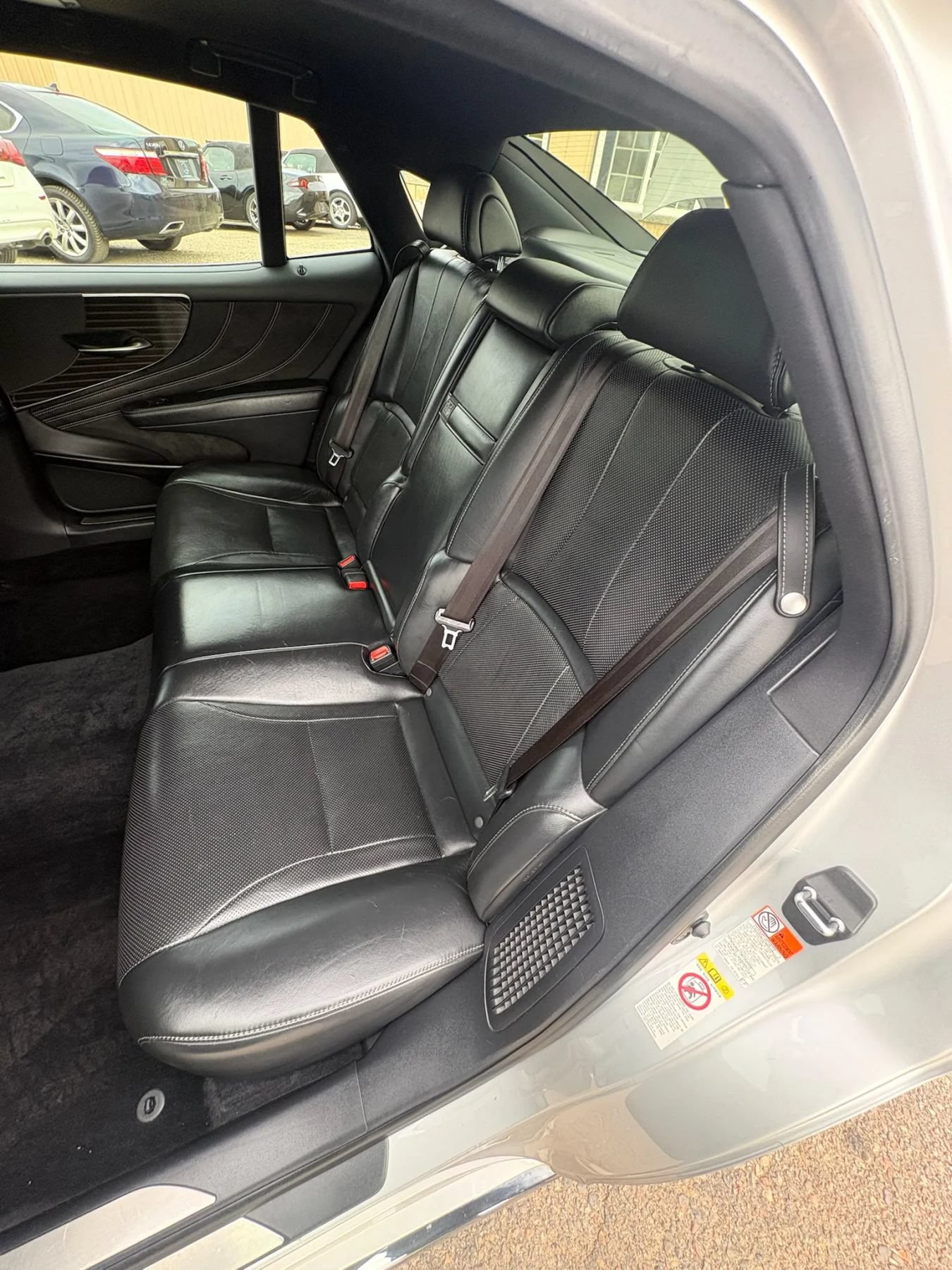 Used 2018 Lexus LS 500h AWD w/ Accessory Package (Z1) image 45