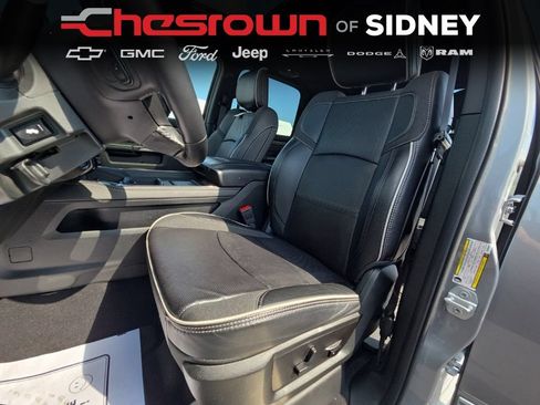 Used 2025 RAM 2500 Limited AWD/4WD image 25