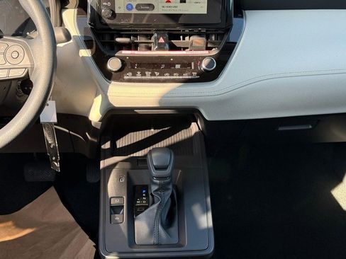 New 2026 Toyota Corolla Cross L image 11