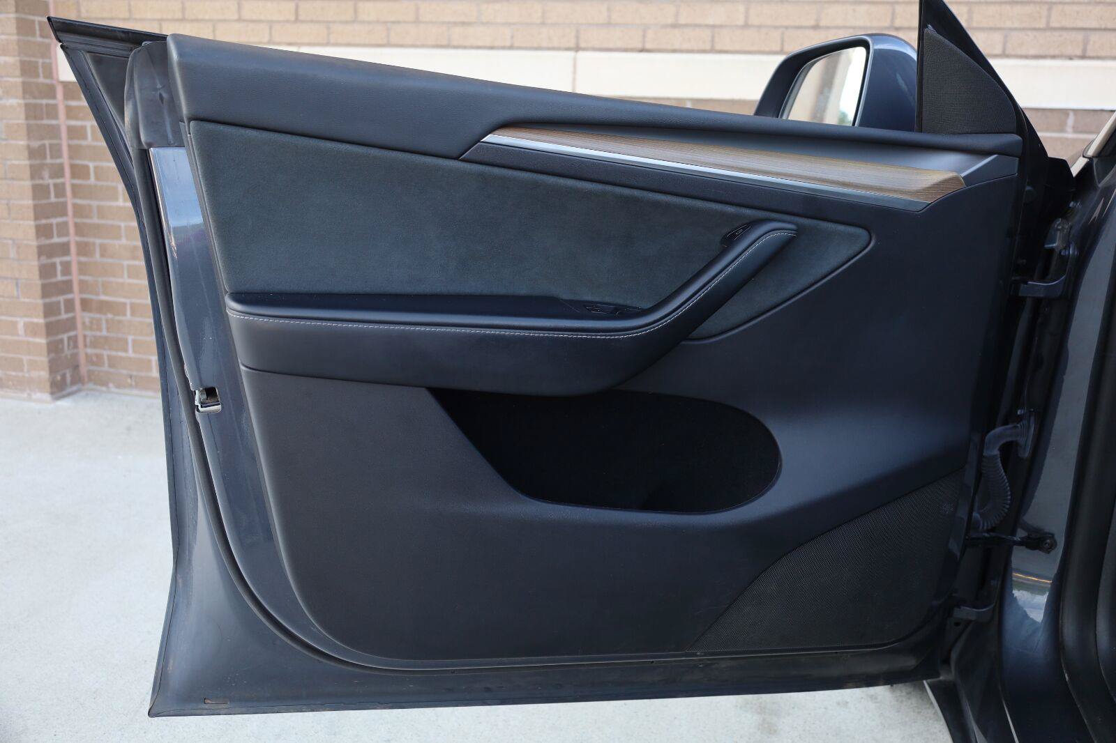 Used 2023 Tesla Model Y Long Range AWD/4WD image 15