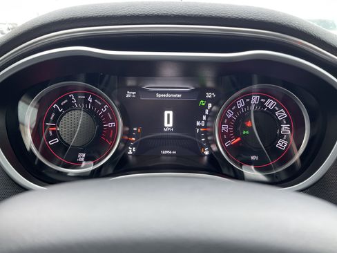 Used 2017 Dodge Challenger GT w/ Driver Convenience Group image 16