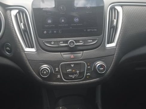 Used 2019 Chevrolet Malibu LS FWD image 3