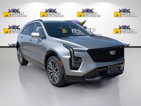 Used 2024 Cadillac XT4 Sport AWD/4WD image 3