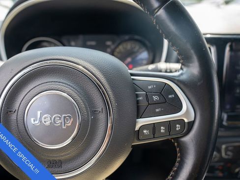 Used 2021 Jeep Compass Limited w/ Elite Interior Group image 22