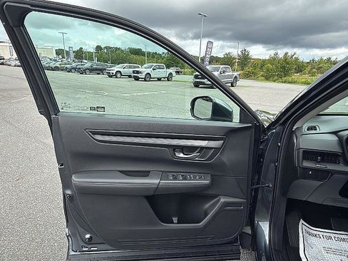 Used 2025 Honda CR-V EX image 22
