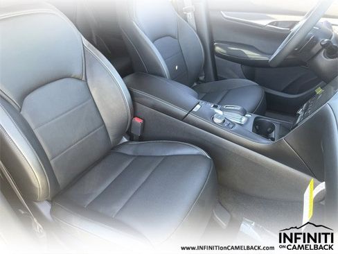 New 2025 INFINITI QX50 Luxe image 12