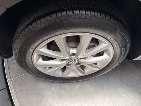 Used 2010 Volkswagen Jetta SE image 35