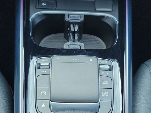 Certified 2022 Mercedes-Benz GLA 250 image 20