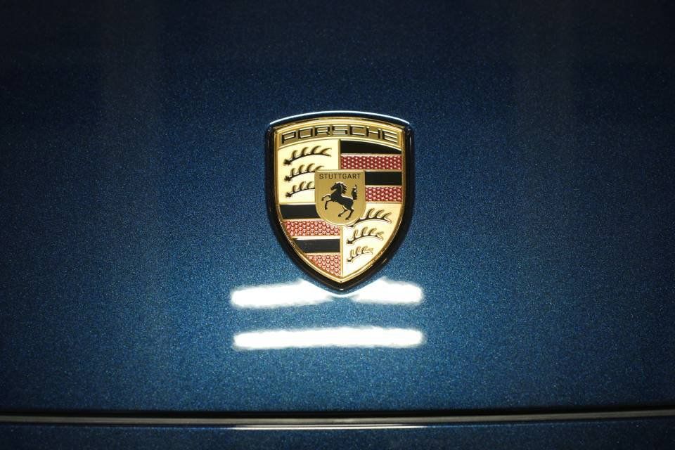 Certified 2026 Porsche Cayenne AWD/4WD image 29