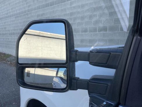 Used 2024 Ford F250 Lariat image 13