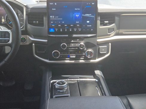 Used 2024 Ford Expedition Max XLT RWD image 20