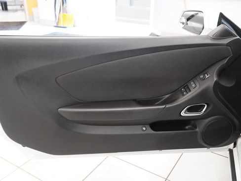 Used 2015 Chevrolet Camaro LT w/ 1LT Preferred Package RWD image 16