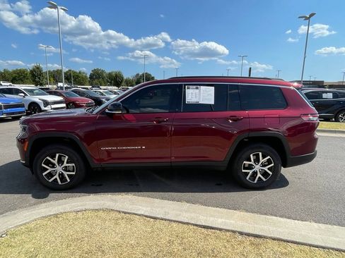 Used 2025 Jeep Grand Cherokee L Limited w/ Luxury Tech Group II AWD/4WD image 4