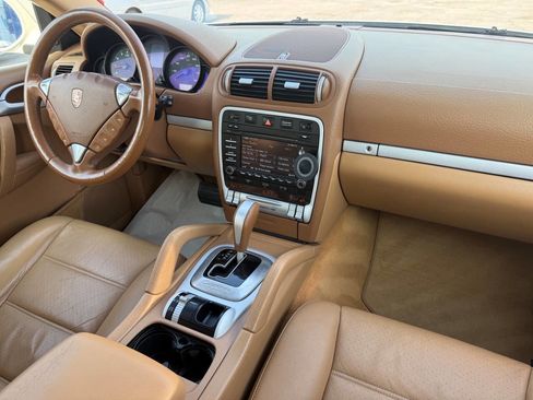 Used 2009 Porsche Cayenne AWD/4WD image 28