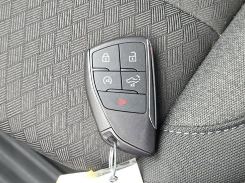 Used 2024 Chevrolet Silverado 1500 Custom w/ Dark Appearance Package image 35