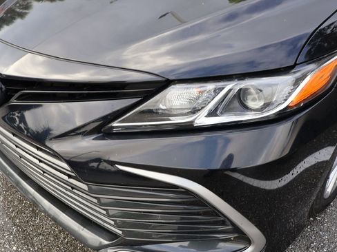 Certified 2023 Toyota Camry LE image 3