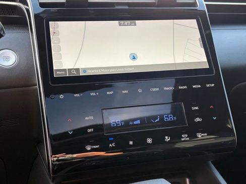 Used 2024 Hyundai Santa Cruz Night image 18