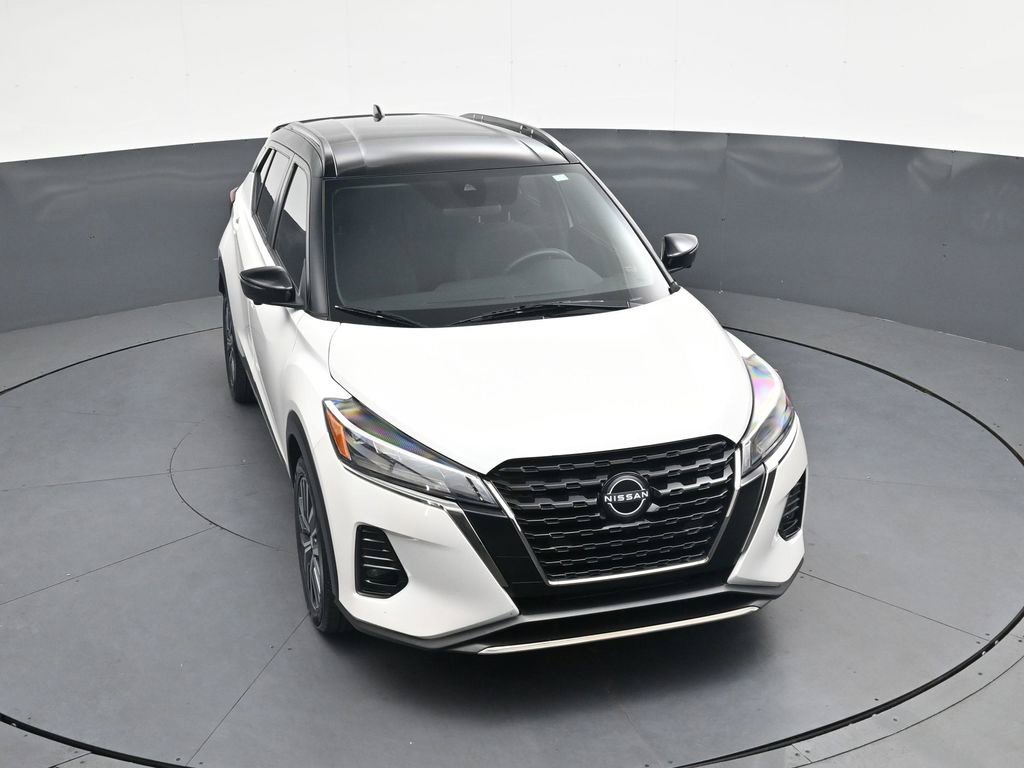Certified 2024 Nissan Kicks SR FWD image 24