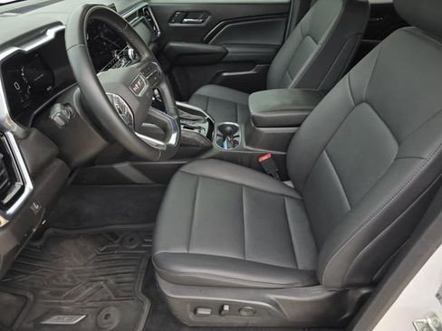 Used 2024 GMC Canyon Elevation w/ Elevation Premium Package AWD/4WD image 25